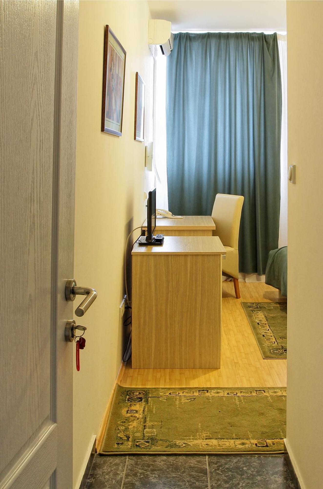 Garni Hotel Hamburg Зайечар Екстериор снимка