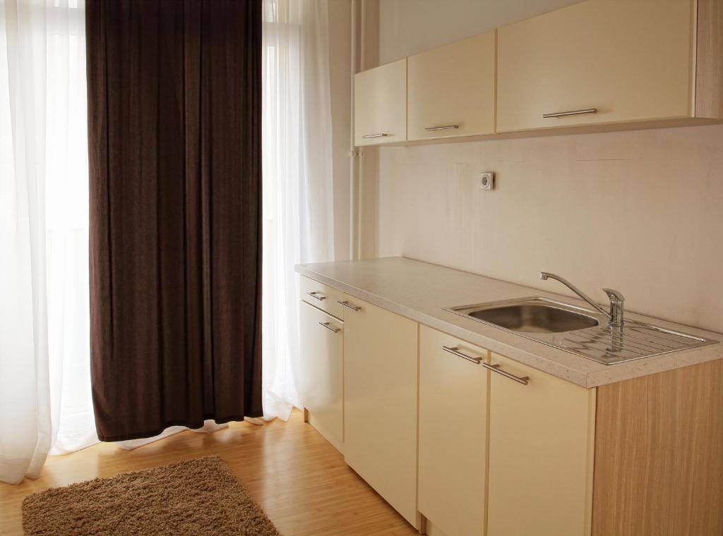 Garni Hotel Hamburg Зайечар Стая снимка