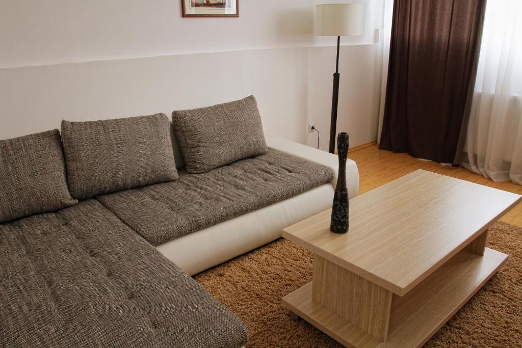 Garni Hotel Hamburg Зайечар Стая снимка