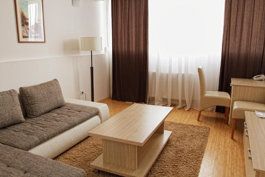 Garni Hotel Hamburg Зайечар Стая снимка